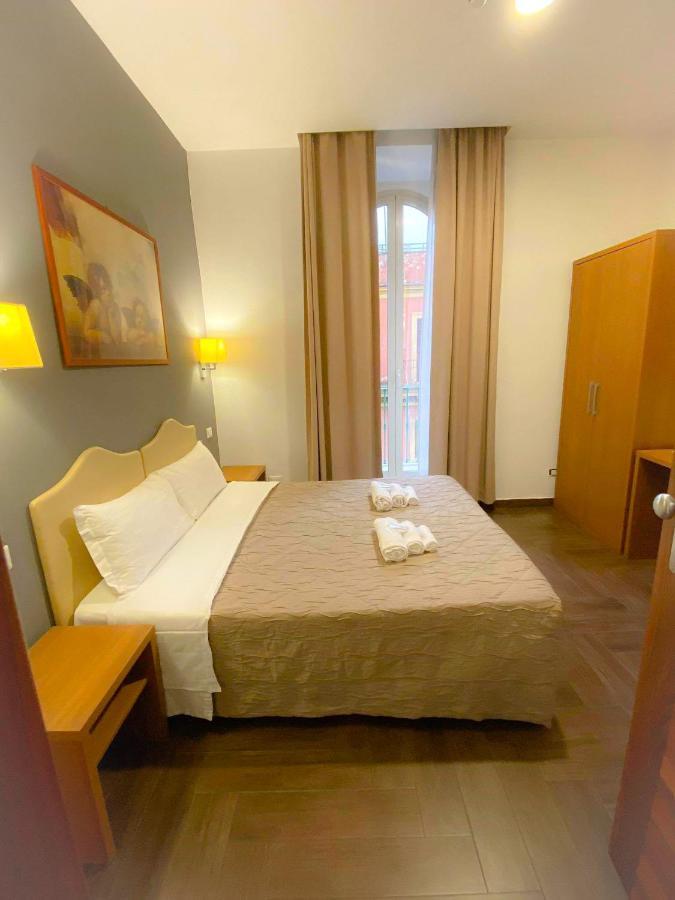 Rome Travellers Hotel Exterior foto